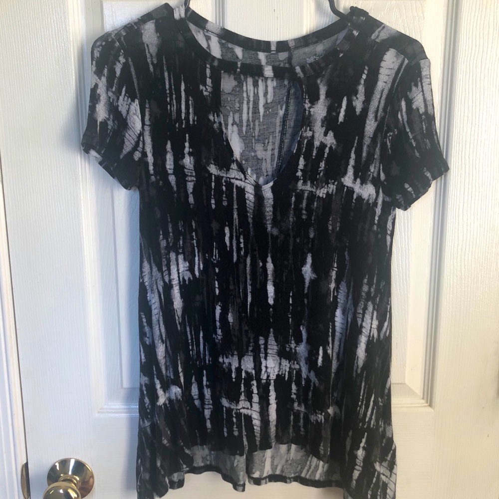 MUDD Black tie dye short sleeve top Sz XS